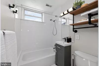 1828 Green Street #3R, Philadelphia, PA 19130 - Photo 19