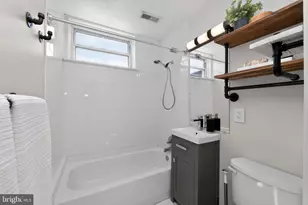1828 Green St, Philadelphia, PA 19130 - Photo 19