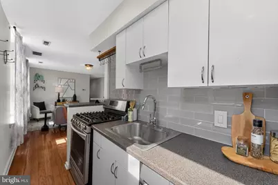 1828 Green Street #3R, Philadelphia, PA 19130 - Photo 11