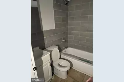 1507 W Susquehanna Avenue, Philadelphia, PA 19121 - Photo 11