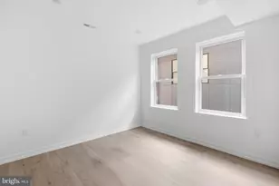 209 New St, Philadelphia, PA 19106 - Photo 9