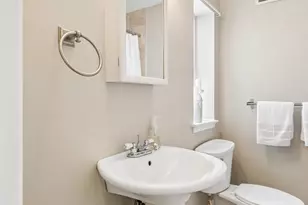 1020 S 24th St, Philadelphia, PA 19146 - Photo 23