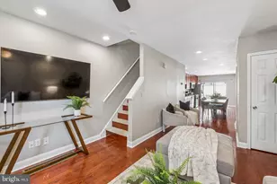 1020 S 24th St, Philadelphia, PA 19146 - Photo 3