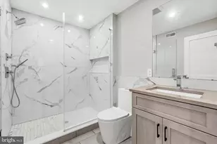 2412 Innovator Wy, Philadelphia, PA 19146 - Photo 13
