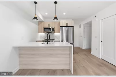 209 New Street #5B, Philadelphia, PA 19106 - Photo 1