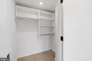 209 New St, Philadelphia, PA 19106 - Photo 15