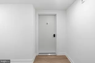 209 New St, Philadelphia, PA 19106 - Photo 5