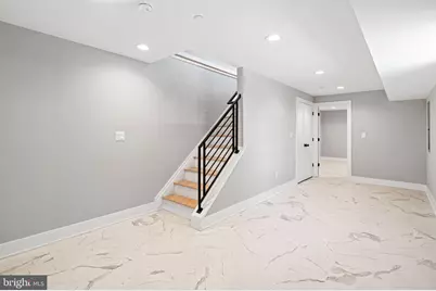 2053 E Cumberland Street, Philadelphia, PA 19125 - Photo 11
