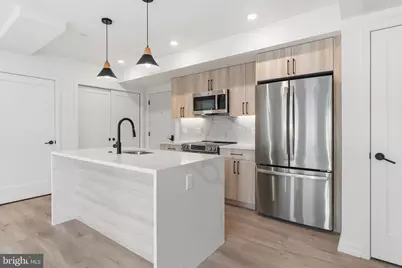 209 New Street #5E, Philadelphia, PA 19106 - Photo 1