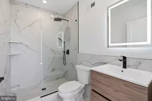 209 New St, Philadelphia, PA 19106 - Photo 17
