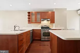 2320 Lombard St, Philadelphia, PA 19146 - Photo 7