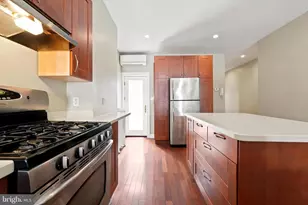 2320 Lombard St, Philadelphia, PA 19146 - Photo 11