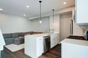 1118 E Dunton St, Philadelphia, PA 19123 - Photo 5