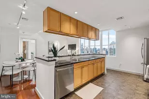111 S 15th St, Philadelphia, PA 19102 - Photo 11