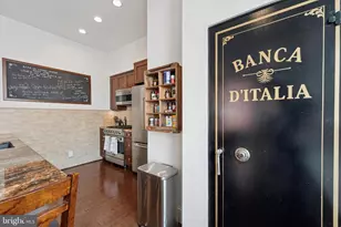 727 S 7th St, Philadelphia, PA 19147 - Photo 9