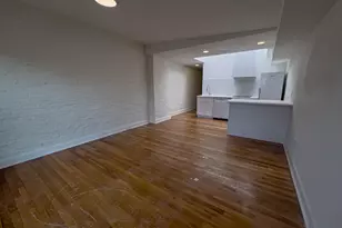 1934 Green St, Philadelphia, PA 19130 - Photo 3