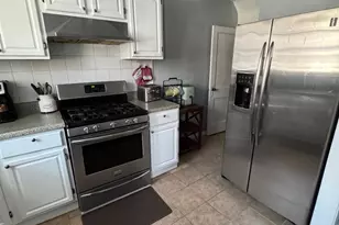 2526 S Bellford St, Philadelphia, PA 19153 - Photo 5