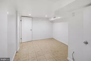 1940 N Marshall St, Philadelphia, PA 19122 - Photo 11