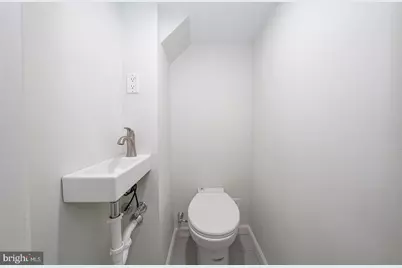 1916 S Alder, Philadelphia, PA 19148 - Photo 33