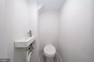 1916 S Alder, Philadelphia, PA 19148 - Photo 33