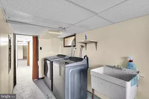 7424 Palmetto St, Philadelphia, PA 19111 - Photo 3