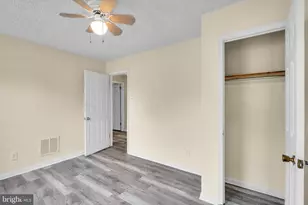 7424 Palmetto St, Philadelphia, PA 19111 - Photo 9