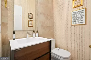 308 N 2nd St, Philadelphia, PA 19106 - Photo 11