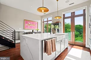 308 N 2nd St, Philadelphia, PA 19106 - Photo 13