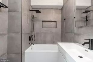 1733 Carpenter St, Philadelphia, PA 19146 - Photo 27