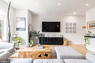 1733 Carpenter Street #D, Philadelphia, PA 19146 - Photo 3