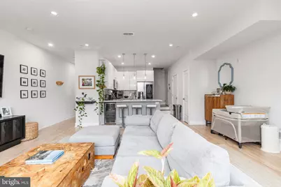 1733 Carpenter Street #D, Philadelphia, PA 19146 - Photo 5