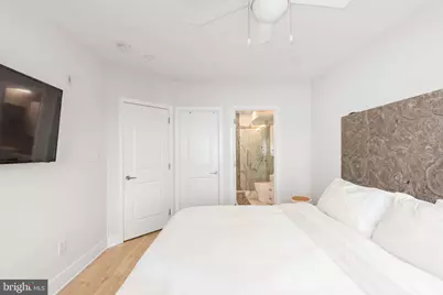 1733 Carpenter Street #D, Philadelphia, PA 19146 - Photo 19