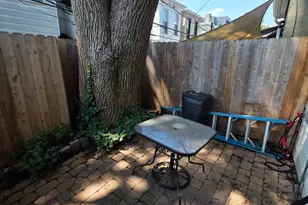 878 N Taylor St, Philadelphia, PA 19130 - Photo 17