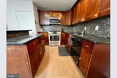 412 N 32nd Street, Philadelphia, PA 19104 - Photo 7