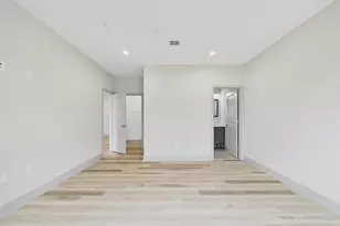 2328 N 2nd St, Philadelphia, PA 19133 - Photo 7