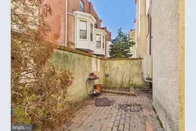 2036 Appletree Street, Philadelphia, PA 19103 - Photo 9