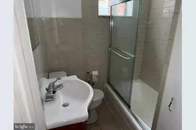 2425 S Rosewood Street, Philadelphia, PA 19145 - Photo 9