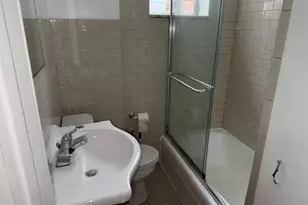 2425 S Rosewood St, Philadelphia, PA 19145 - Photo 9