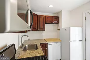 1717 Webster St, Philadelphia, PA 19146 - Photo 5