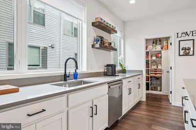 3007 Sunrise Walk, Philadelphia, PA 19125 - Photo 7