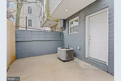 2211 Pierce Street, Philadelphia, PA 19145 - Photo 25