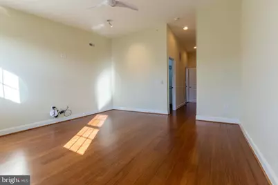235 W Jefferson Street, Philadelphia, PA 19122 - Photo 11
