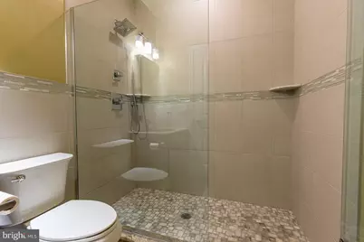 235 W Jefferson Street, Philadelphia, PA 19122 - Photo 21
