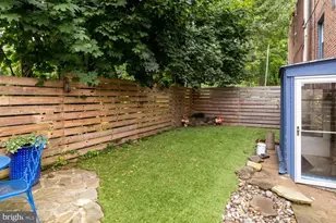 7236 Sprague St, Philadelphia, PA 19119 - Photo 25