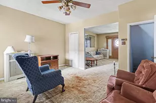 7186 Montague St, Philadelphia, PA 19135 - Photo 9