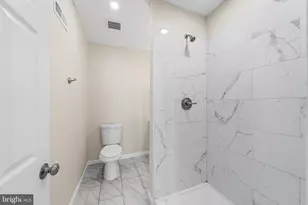 2003 S 7th St, Philadelphia, PA 19148 - Photo 17