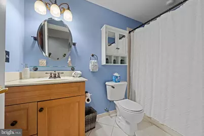 6 S Strawberry Street #10, Philadelphia, PA 19106 - Photo 17