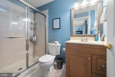 6 S Strawberry Street #10, Philadelphia, PA 19106 - Photo 23