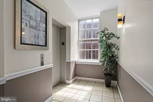 6 S Strawberry St, Philadelphia, PA 19106 - Photo 3