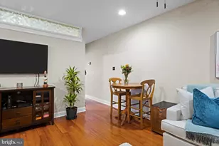 6 S Strawberry St, Philadelphia, PA 19106 - Photo 13